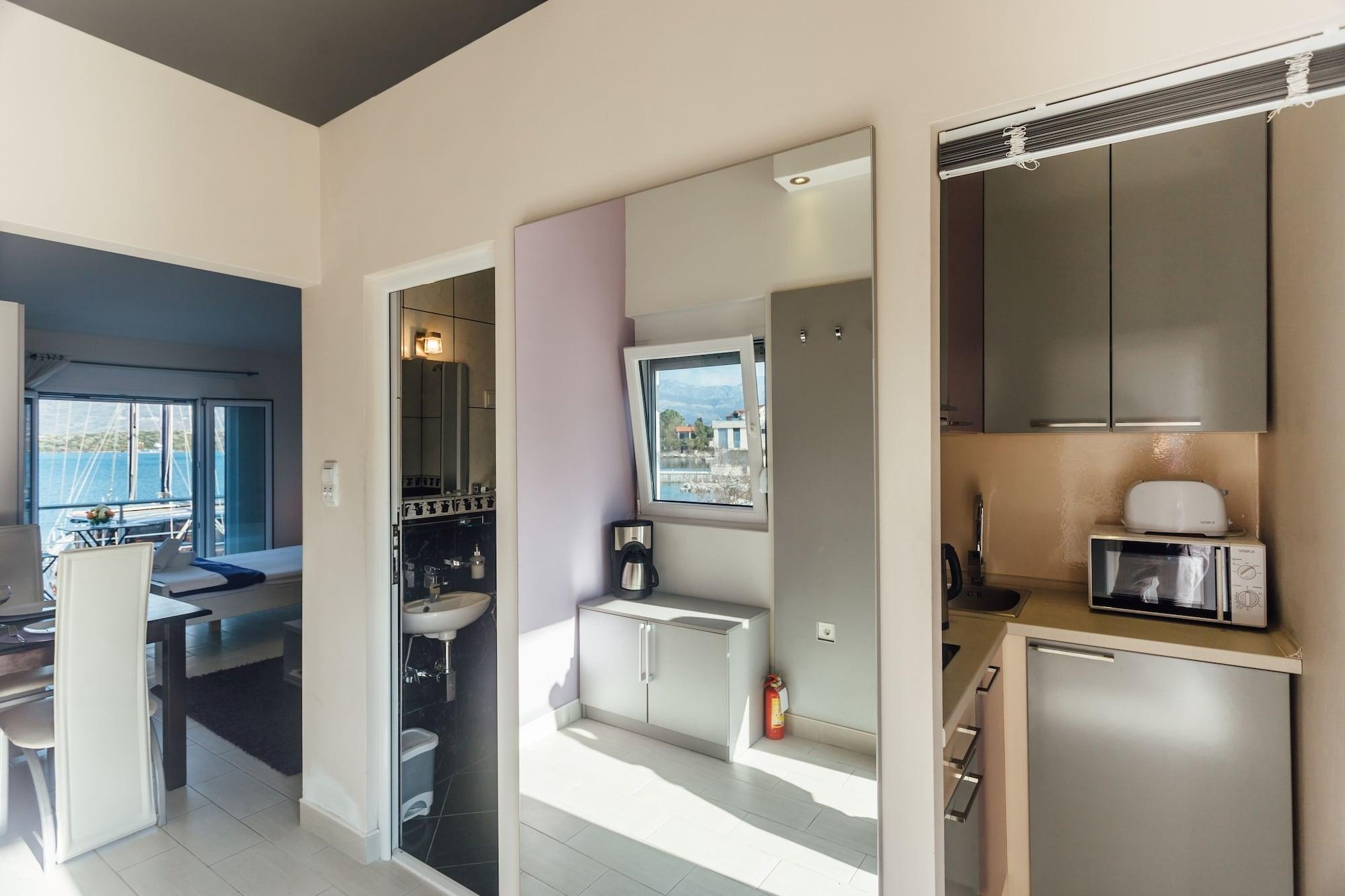 Apartments Monet Тиват Екстериор снимка