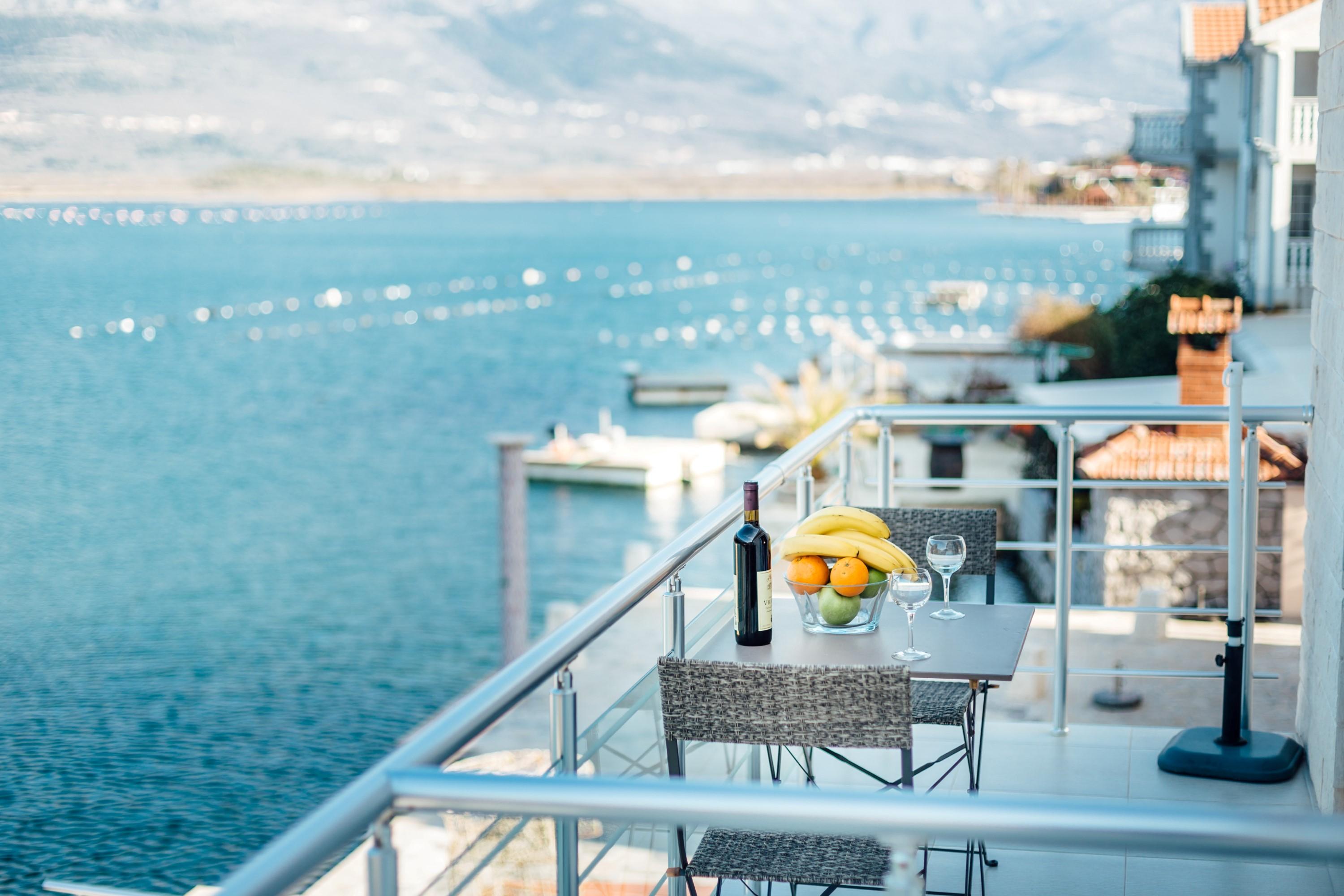 Apartments Monet Тиват Екстериор снимка