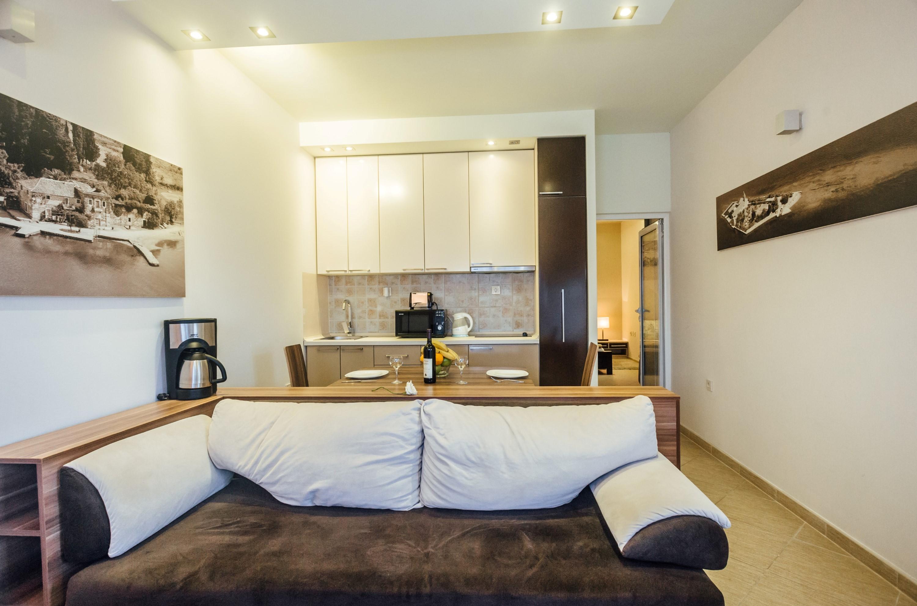 Apartments Monet Тиват Екстериор снимка