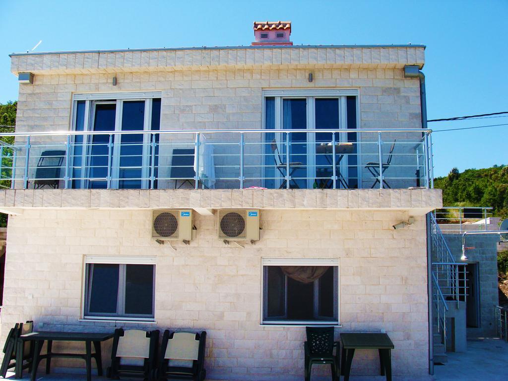 Apartments Monet Тиват Екстериор снимка